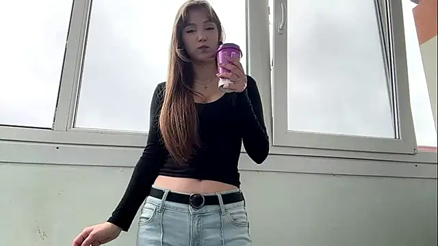 AnnaWasp online show from June 19, 5:23 am
