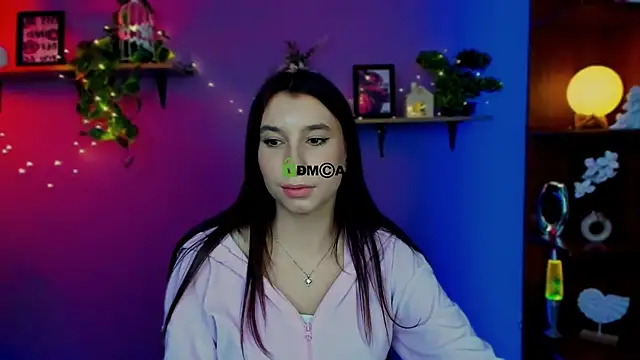 Snapshot of ameliaa_sweet chatting on April 15, 11:17 am ameliaa sweet online show from April 15, 11:17 am