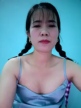 Geelio-playsx24 online show from March 28, 1:11 pm