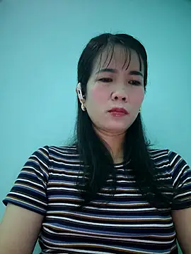 Geelio-playsx24 online show from April 18, 10:32 pm