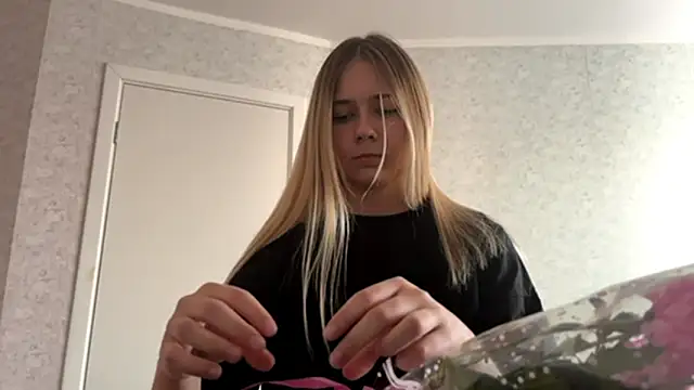 TranBergreen online show from March 12, 3:18 pm