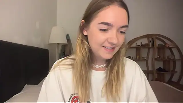 RoxyWet online show from June 12, 1:54 pm