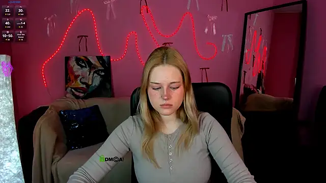 Snapshot of trixy_melison chatting on March 26, 6:52 am trixy melison online show from March 26, 6:52 am