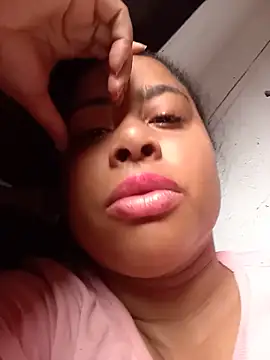 gatinha20257 online show from May 17, 2:57 pm