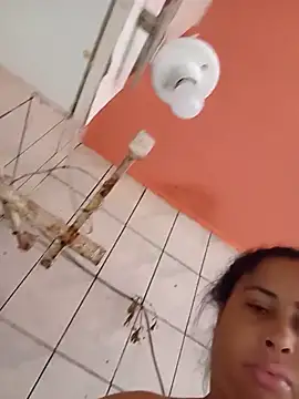 gatinha20257 online show from May 18, 1:17 pm