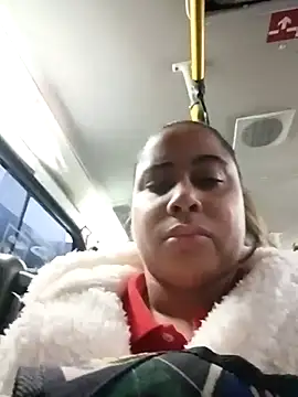 gatinha20257 online show from July 13, 9:45 am