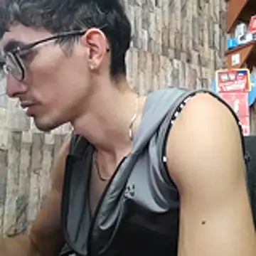 jhosuamoore online show from April 28, 8:03 pm