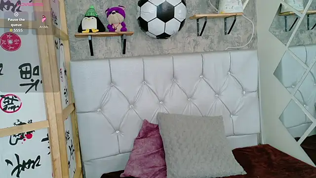 Sophia xoxo1 online show from July 21, 2:19 pm