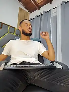 Oliver bigblack cock online show from April 23, 6:10 pm