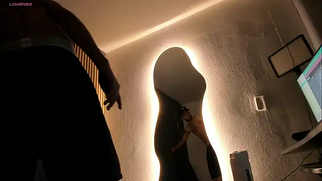 Edwin Cat01 online show from March 11, 8:48 pm