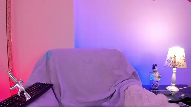 psychodoll 11 online show from May 8, 2:22 pm