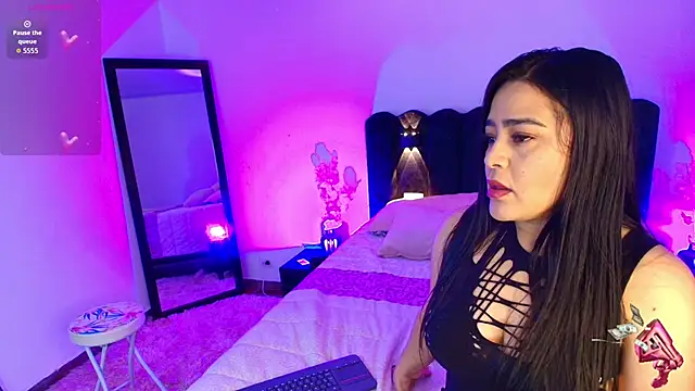 Afroditas 11 online show from April 18, 12:31 pm