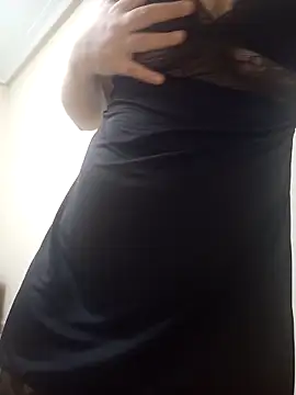 kitsuneniki online show from April 17, 10:18 am