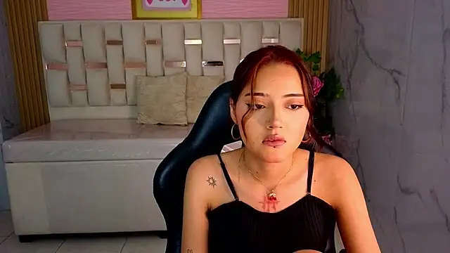 veronicaa s online show from July 16, 8:26 pm