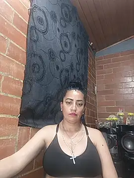 Snapshot of Alexandrina chatting on May 9, 1:00 am Alexandrina online show from May 9, 1:00 am