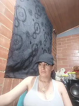 Snapshot of Alexandrina chatting on May 20, 9:43 pm Alexandrina online show from May 20, 9:43 pm