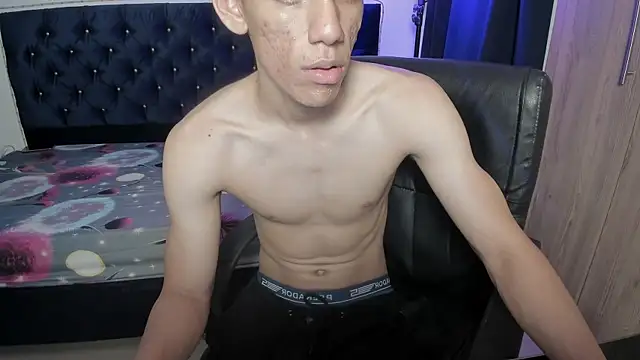 Josy 11 online show from April 18, 1:09 am