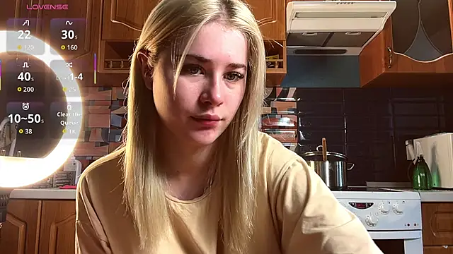 ivygenesis online show from April 10, 8:08 am