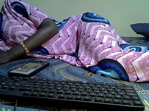 KendyQ  online show from April 22, 11:56 am