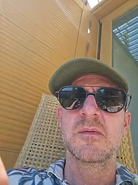 dufatcock online show from April 7, 9:54 am