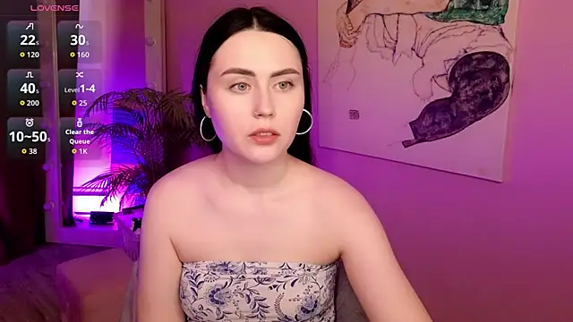 NoraLumi online show from June 5, 7:14 am