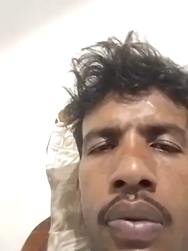 Lipsyguy2295 online show from April 11, 6:45 pm