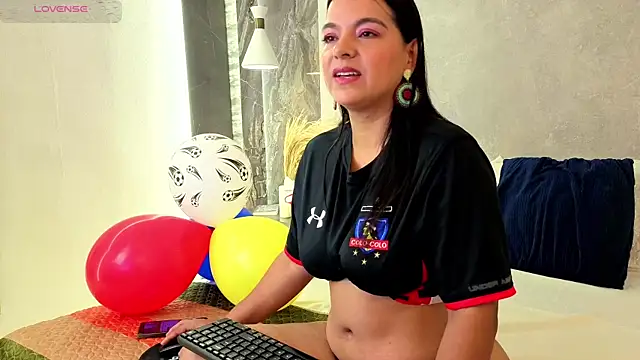 ScarletRause online show from June 19, 1:26 pm