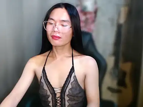 small 13 online show from July 12, 7:49 pm