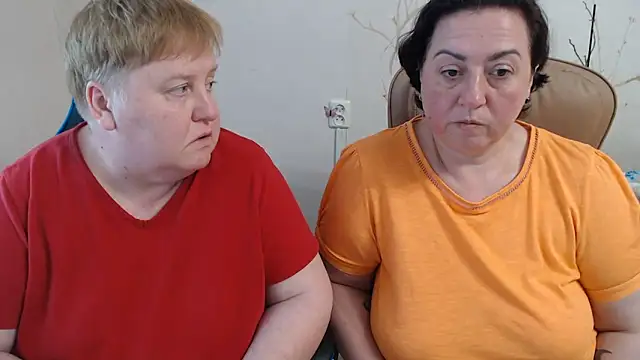 Lindy-Jeanie online show from June 14, 4:53 pm