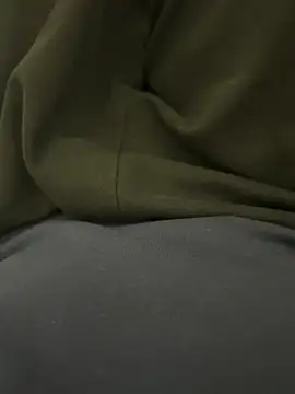 ronyhere online show from March 17, 6:33 pm