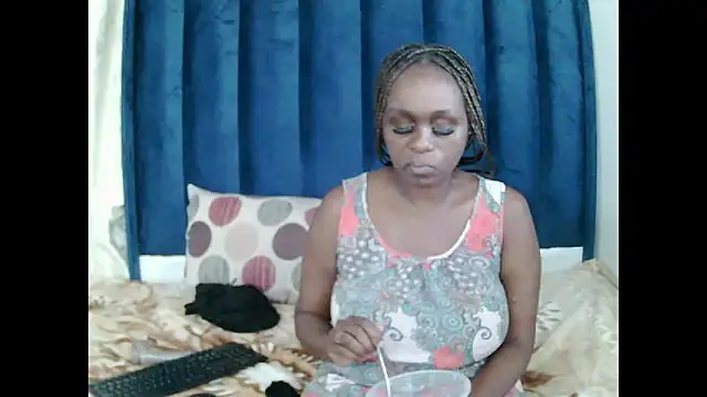 MelaniBbe online show from March 29, 3:45 pm