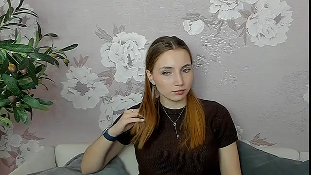 LeshaRathert online show from March 14, 11:59 am