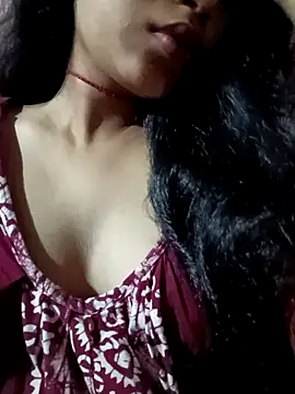 tina2005 online show from April 1, 1:23 pm