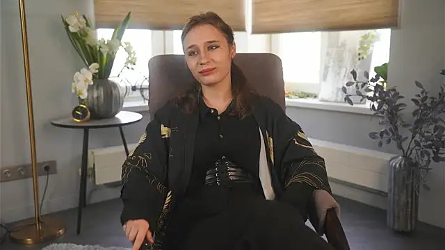 Snapshot of HilaryHauss chatting on March 18, 12:08 pm HilaryHauss online show from March 18, 12:08 pm