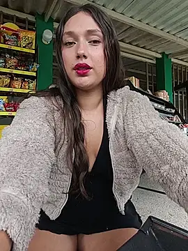 Naughty-Samanta- online show from April 29, 1:37 pm