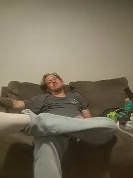 yourMasterisBored online show from April 7, 4:57 am