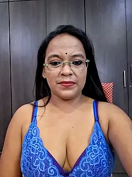 hornyrosy321 online show from May 22, 6:02 pm