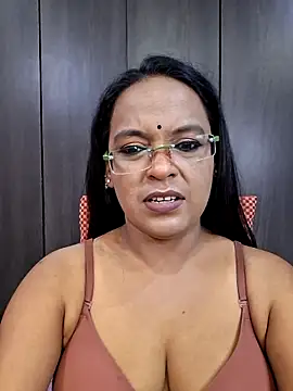 hornyrosy321 online show from May 26, 6:15 pm