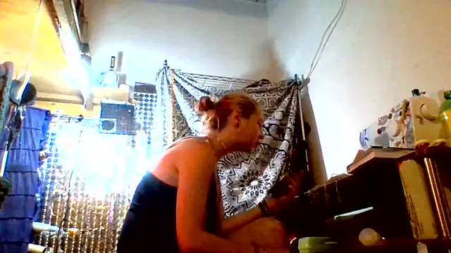 Ambionce online show from August 3, 9:29 pm