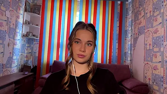 Miss Blessnyth online show from August 3, 6:12 am