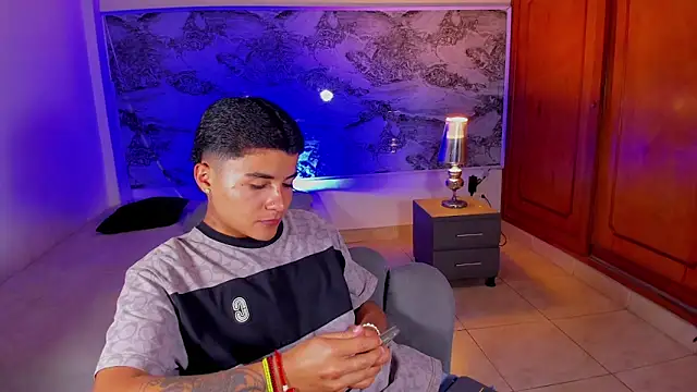 Liam Dustin online show from May 20, 8:59 pm