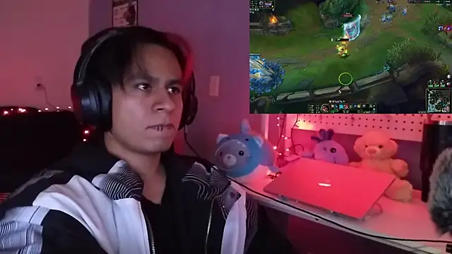 Snapshot of NatryDark chatting on March 15, 12:49 am NatryDark online show from March 15, 12:49 am