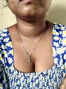 hotmiki online show from July 8, 5:01 am