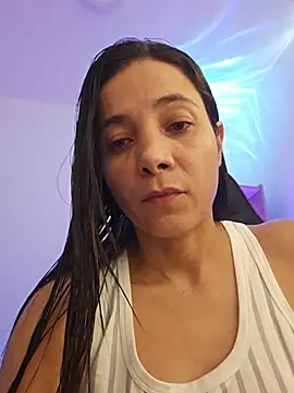 miaeyex online show from May 21, 1:18 pm