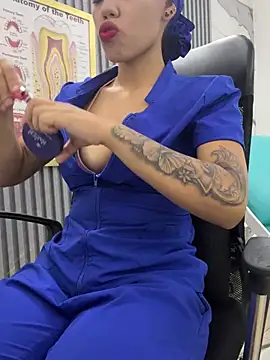 daniela-sexy online show from April 29, 2:10 pm