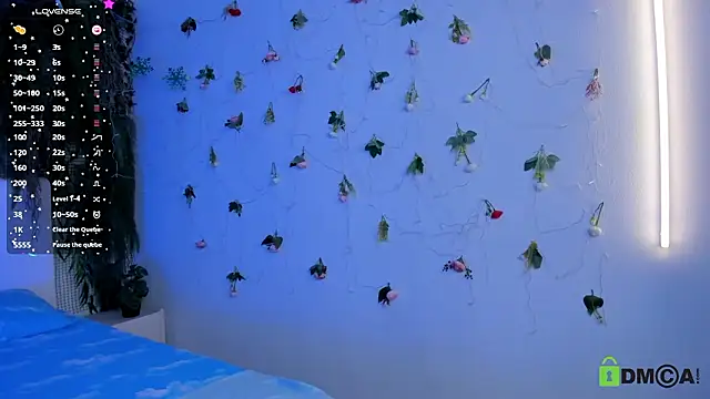 Snapshot of Elvi7z chatting on March 15, 12:05 am Elvi7z online show from March 15, 12:05 am