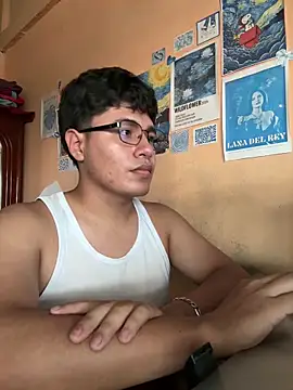 Erickckk online show from March 27, 7:13 pm