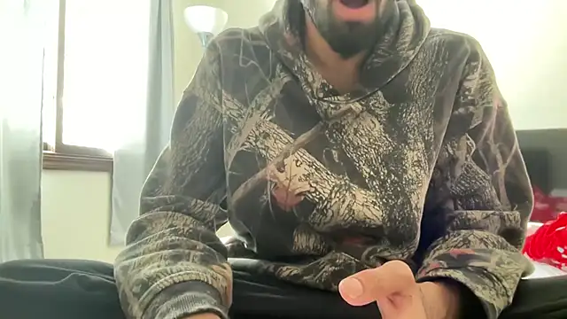 Snapshot of theuglyindianguy chatting on March 16, 6:45 pm theuglyindianguy online show from March 16, 6:45 pm