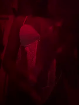 Annie011 online show from March 22, 3:43 am