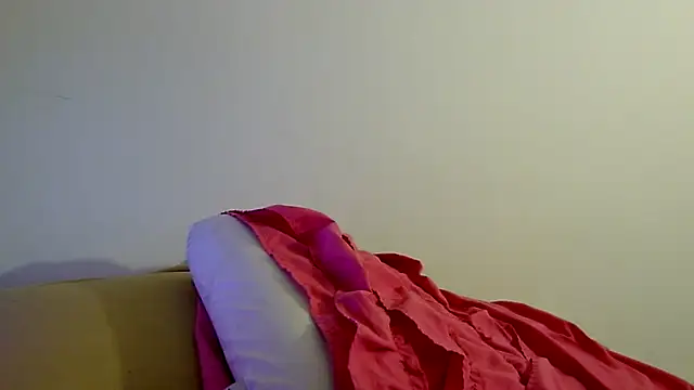 Snapshot of kitty-kitten82 chatting on March 29, 7:52 am kitty-kitten82 online show from March 29, 7:52 am